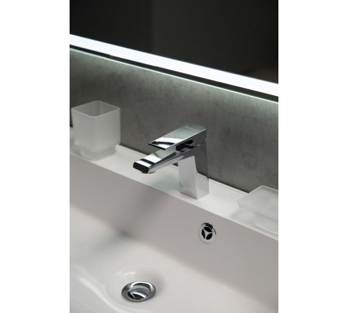 Зеркало BelBagno SPC-MAR-500-600-LED-TCH, 50 x 60 см, с LED-подсветкой и сенсорным выключателем